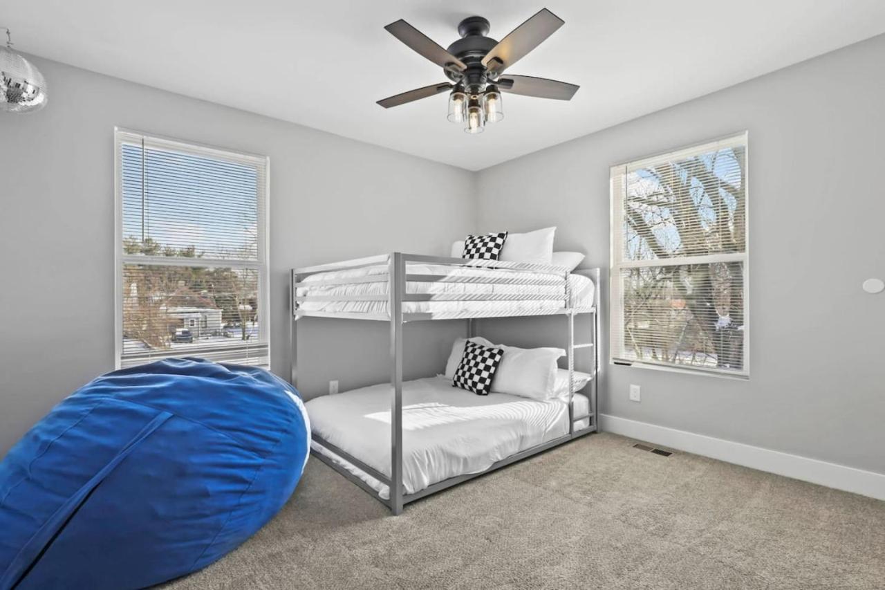 Holiday home Massive Downtown With Hot Tub Columbus